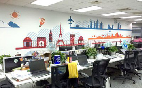 吉水教你设计办公室墙绘的方法。